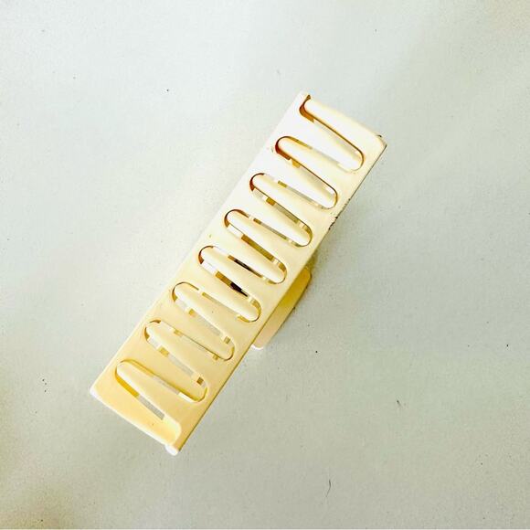 NEW ANTHROPOLOGIE Jumbo XL Rectangular Open Matte Acrylic Plastic Hair Claw Clip - Picture 6 of 9
